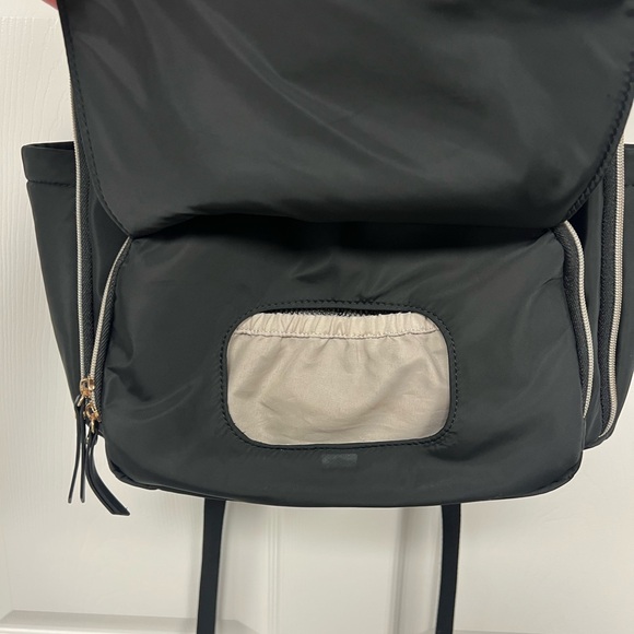 Skip Hop Black Diaper Backpack - Picture 4 of 5